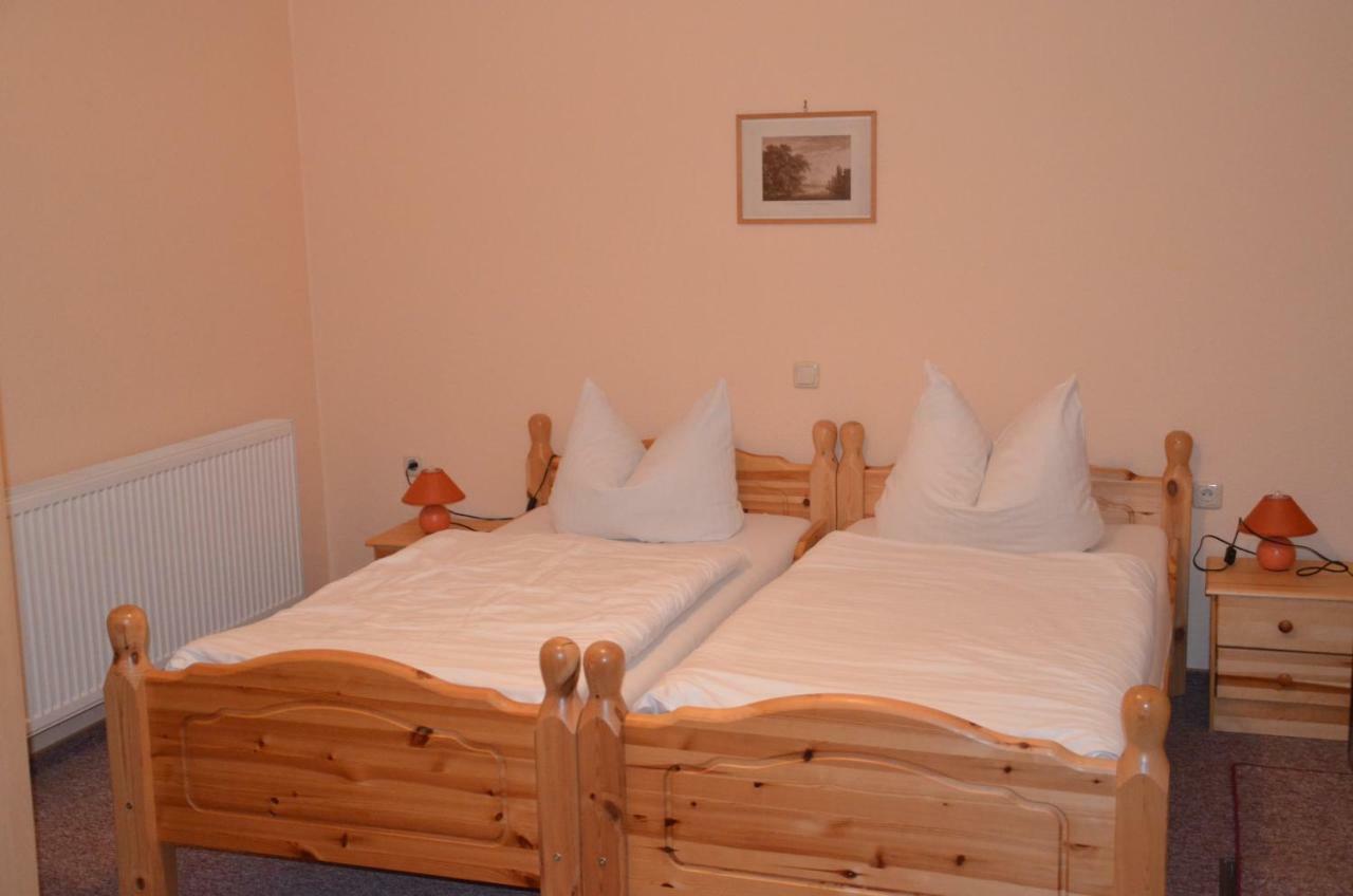 Pension Am Park Wörlitz 외부 사진
